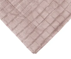 Pink Textured Grid Faux Fur Full/Queen Comforter -Broyhill Shop 810617567 810617568 A8 3